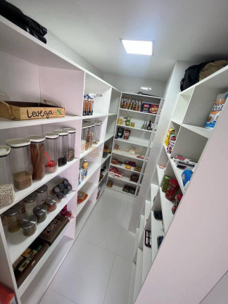Imagem Casa com 6 Quartos à Venda, 600 m² em Itaipu - Niterói Imagem Casa com 6 Quartos à Venda, 600 m² em Itaipu - Niterói