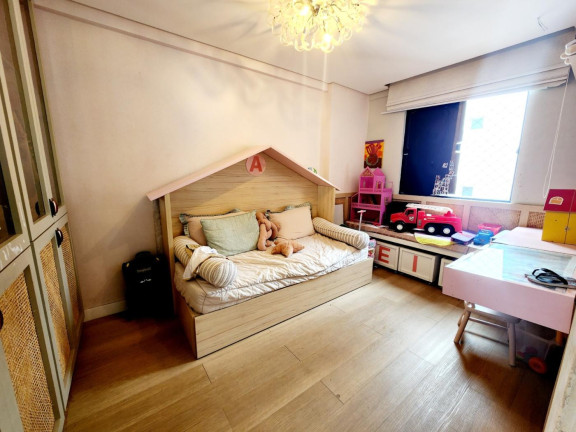 Foto do imóvel Apartamento com 4 Quartos à Venda, 234 m² em Pituba - Salvador
