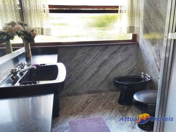 Imagem Casa com 4 Quartos à Venda, 350 m² em Alto - Teresópolis