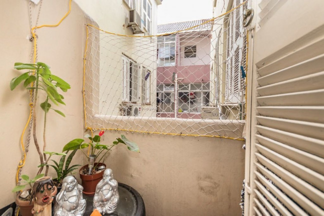 Imagem Imóvel com 2 Quartos à Venda, 54 m² em Santana - Porto Alegre Imagem Imóvel com 2 Quartos à Venda, 54 m² em Santana - Porto Alegre