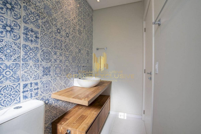 Imagem Apartamento com 3 Quartos à Venda, 237 m² em Centro - Balneário Camboriú Imagem Apartamento com 3 Quartos à Venda, 237 m² em Centro - Balneário Camboriú