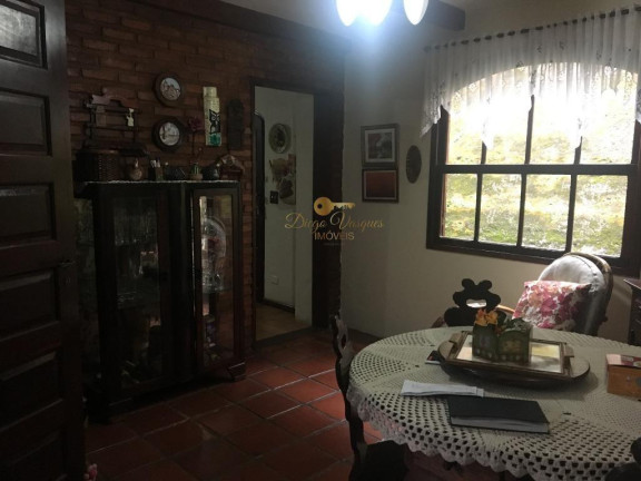 Imagem Casa com 5 Quartos à Venda, 653 m² em Várzea - Teresópolis