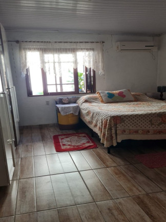 Imagem Casa com 4 Quartos à Venda, 170 m² em Parque Santa Fé - Porto Alegre Imagem Casa com 4 Quartos à Venda, 170 m² em Parque Santa Fé - Porto Alegre