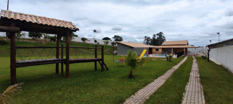 Imagem Chácara com 3 Quartos à Venda, 1.000 m² em Zona Distribuidora - Sarapuí Imagem Chácara com 3 Quartos à Venda, 1.000 m² em Zona Distribuidora - Sarapuí