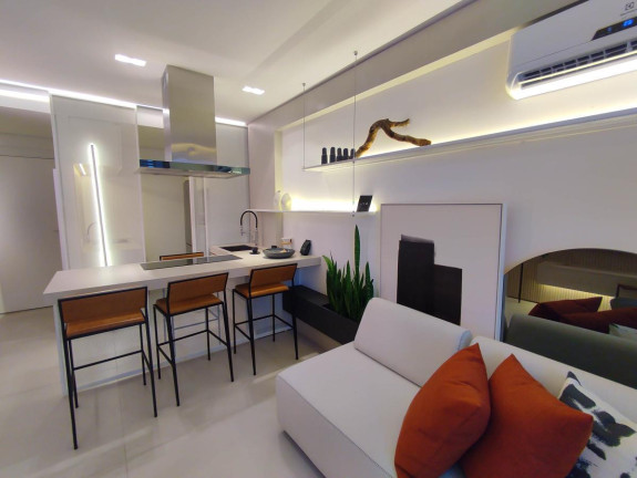 Imagem Apartamento com 2 Quartos à Venda, 70 m² em Mossunguê - Curitiba