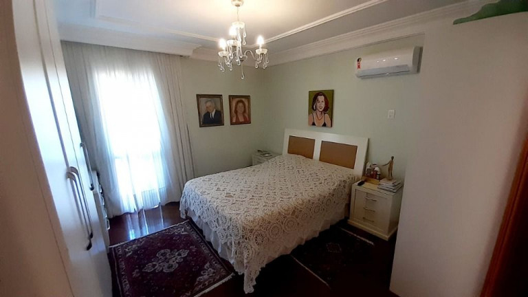 Imagem Apartamento com 3 Quartos à Venda, 220 m² em Centro - Balneário Camboriú