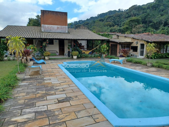 Imagem Casa com 4 Quartos à Venda, 11.733 m² em Albuquerque - Teresópolis Imagem Casa com 4 Quartos à Venda, 11.733 m² em Albuquerque - Teresópolis