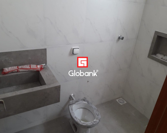 Imagem Casa com 2 Quartos à Venda, 100 m² em Alto Floresta - Montes Claros