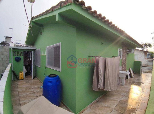 Imagem Casa com 3 Quartos à Venda, 100 m² em Balneário Albatroz - Matinhos Imagem Casa com 3 Quartos à Venda, 100 m² em Balneário Albatroz - Matinhos