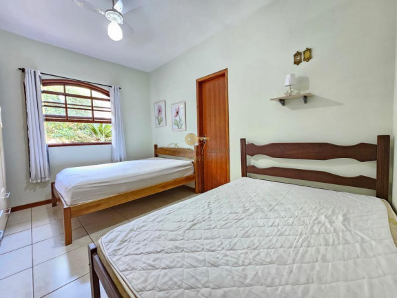Imagem Casa com 4 Quartos à Venda, 640 m² em Vale Alpino - Teresópolis