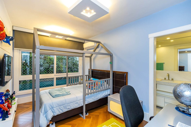 Imagem Apartamento com 3 Quartos à Venda, 223 m² em Bela Vista - Porto Alegre