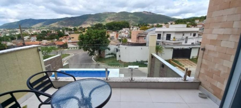 Imagem Casa com 3 Quartos à Venda, 200 m² em Jardim Maristela - Atibaia Imagem Casa com 3 Quartos à Venda, 200 m² em Jardim Maristela - Atibaia