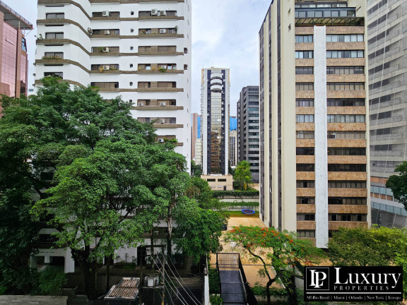 Imagem Apartamento com 4 Quartos à Venda, 226 m² em Jardim Europa - São Paulo Imagem Apartamento com 4 Quartos à Venda, 226 m² em Jardim Europa - São Paulo