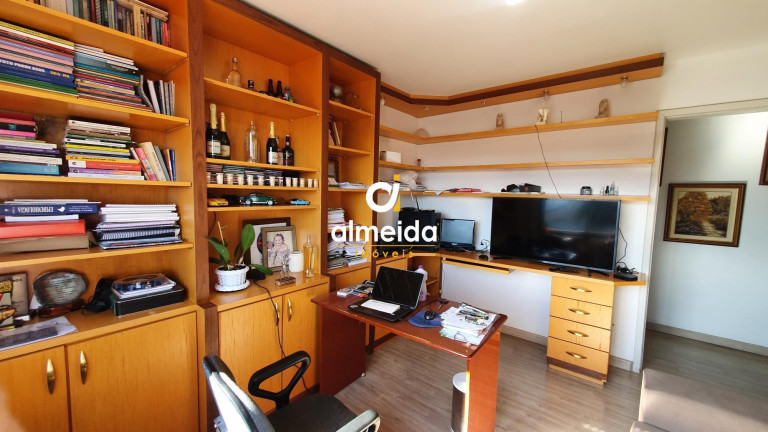 Imagem Apartamento com 4 Quartos à Venda, 120 m² em Nossa Senhora De Lourdes - Santa Maria Imagem Apartamento com 4 Quartos à Venda, 120 m² em Nossa Senhora De Lourdes - Santa Maria