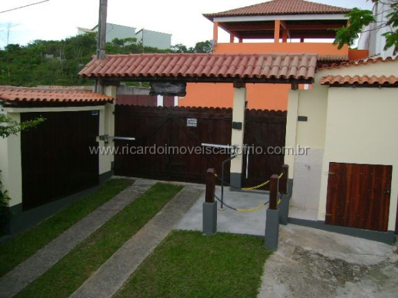 Imagem Imóvel com 2 Quartos à Venda, 70 m² em Peró - Cabo Frio