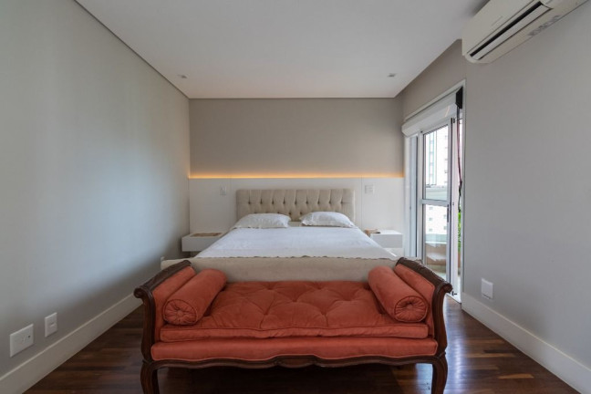 Foto do imóvel Apartamento com 3 Quartos à Venda, 191 m² em Vila Nova Conceição - São Paulo