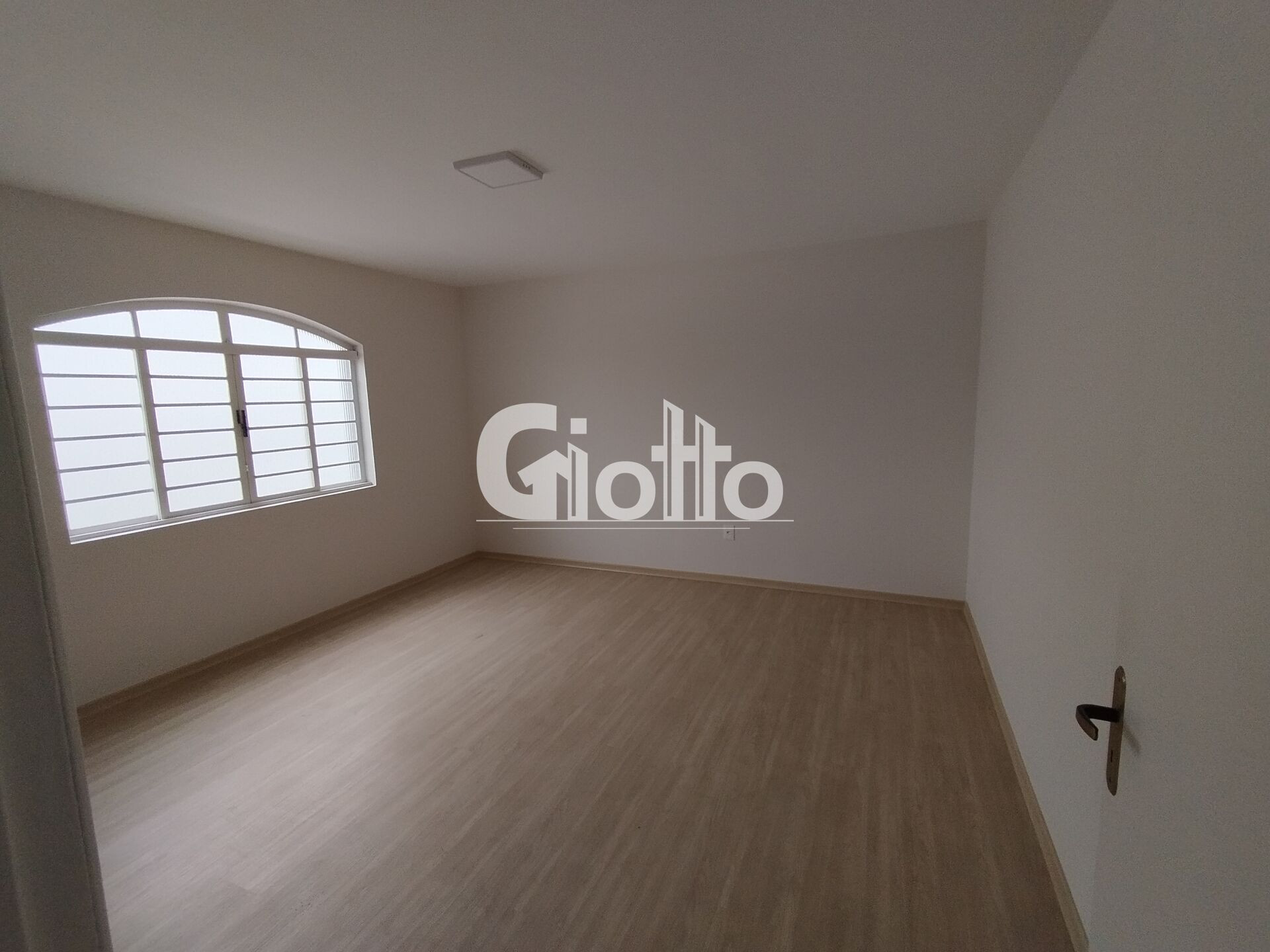 Imagem Sobrado com 3 Quartos à Venda, 132 m² em Centro - Mogi Das Cruzes