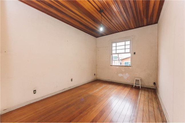 Imagem Casa com 2 Quartos à Venda, em Penha De França - São Paulo Imagem Casa com 2 Quartos à Venda, em Penha De França - São Paulo