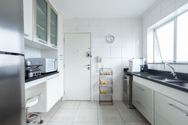 Imagem Apartamento com 3 Quartos à Venda, 228 m² em Itaim Bibi - São Paulo