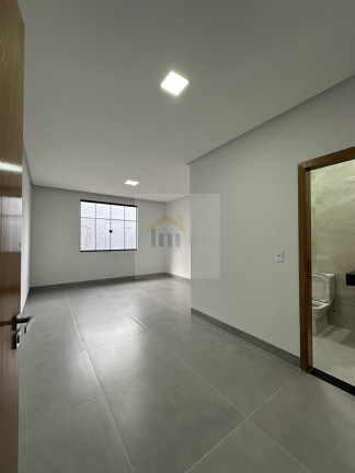 Imagem Casa com 3 Quartos à Venda, 145 m² em Residencial Solar Bougainville - Goiânia Imagem Casa com 3 Quartos à Venda, 145 m² em Residencial Solar Bougainville - Goiânia