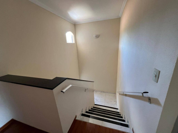 Imagem Sobrado com 3 Quartos à Venda, 300 m² em Jardim Santo Antônio - Arapongas