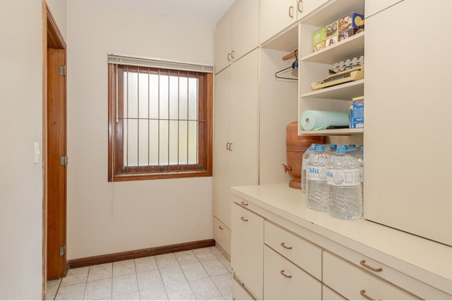 Imagem Apartamento com 4 Quartos à Venda, 191 m² em Mont Serrat - Porto Alegre Imagem Apartamento com 4 Quartos à Venda, 191 m² em Mont Serrat - Porto Alegre