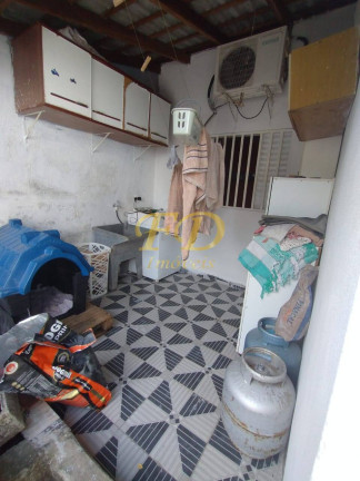 Imagem Casa com 2 Quartos à Venda, 350 m² em Mairiporã Imagem Casa com 2 Quartos à Venda, 350 m² em Mairiporã