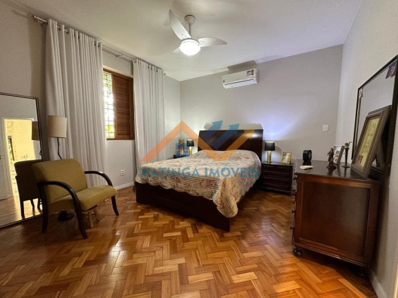 Imagem Casa com 3 Quartos à Venda, 370 m² em Castelo - Ipatinga