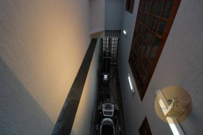 Imagem Sobrado com 3 Quartos à Venda, 210 m² em Vila Camilópolis - Santo André