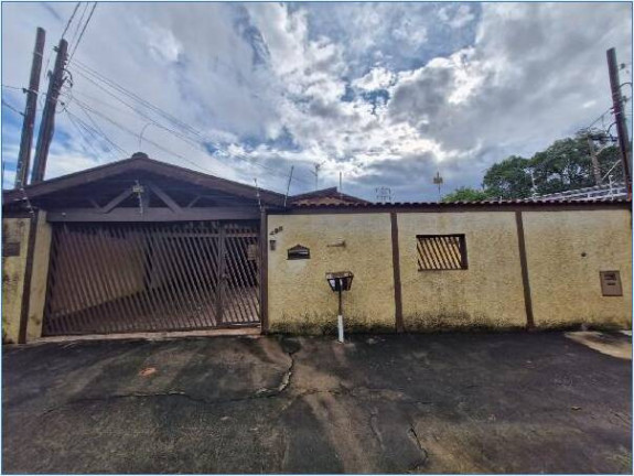 Casa com 4 Quartos à Venda, 200 m² em Jardim García - Campinas