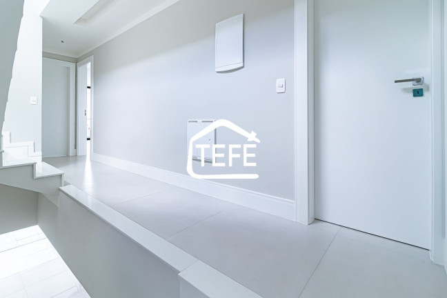 Imagem Casa com 4 Quartos à Venda, 360 m² em Barra Da Tijuca - Rio De Janeiro Imagem Casa com 4 Quartos à Venda, 360 m² em Barra Da Tijuca - Rio De Janeiro