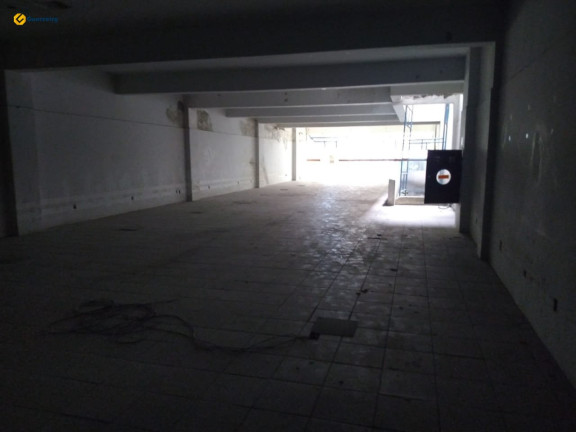 Imagem Loja à Venda, 915 m² em Centro - Florianópolis Imagem Loja à Venda, 915 m² em Centro - Florianópolis