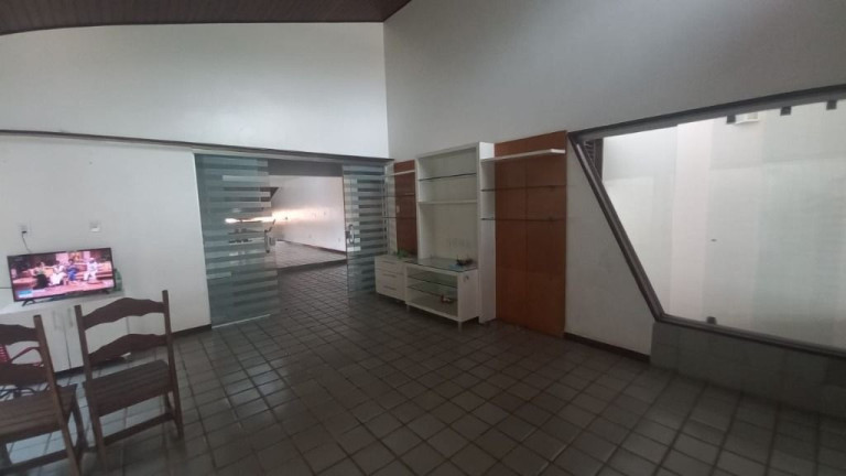 Imagem Casa com 4 Quartos para Alugar, 527 m² em Olho D'água - São Luís