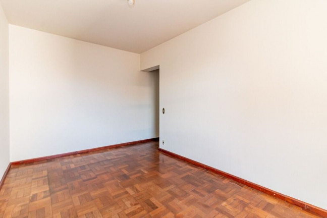 Imagem Imóvel com 3 Quartos à Venda, 139 m² em Centro Histórico - Porto Alegre Imagem Imóvel com 3 Quartos à Venda, 139 m² em Centro Histórico - Porto Alegre