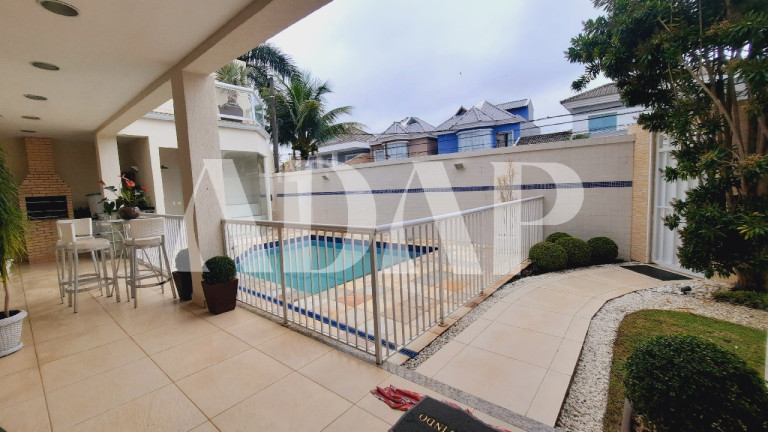 Imagem Casa com 4 Quartos à Venda, 250 m² em Vargem Pequena - Rio De Janeiro