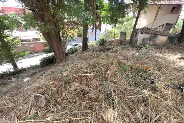 Imagem Terreno à Venda, 603 m² em R$500.000,00 // Dom Bosco - Belo Horizonte Imagem Terreno à Venda, 603 m² em R$500.000,00 // Dom Bosco - Belo Horizonte