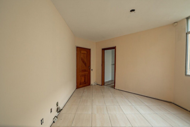 Imagem Imóvel com 1 Quarto à Venda, 41 m² em Cristal - Porto Alegre Imagem Imóvel com 1 Quarto à Venda, 41 m² em Cristal - Porto Alegre