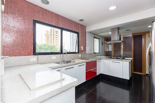 Imagem Apartamento com 4 Quartos à Venda, 202 m² em Moema - São Paulo Imagem Apartamento com 4 Quartos à Venda, 202 m² em Moema - São Paulo