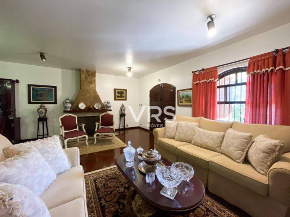 Imagem Casa com 4 Quartos à Venda, 305 m² em Albuquerque - Teresópolis Imagem Casa com 4 Quartos à Venda, 305 m² em Albuquerque - Teresópolis