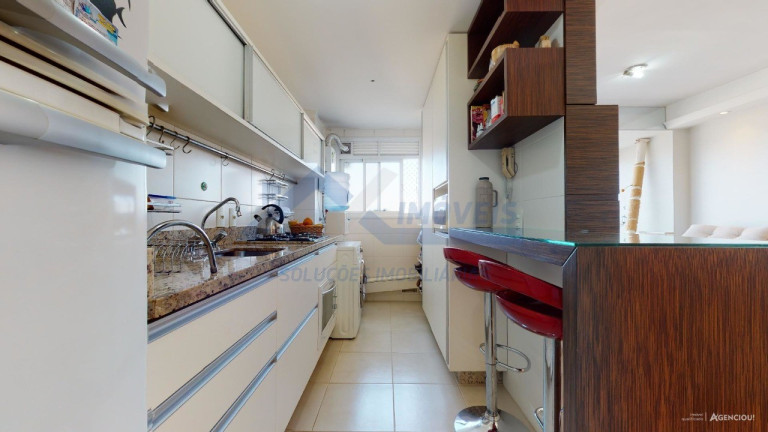 Imagem Apartamento com 2 Quartos à Venda, 69 m² em Jardim Lindóia - Porto Alegre