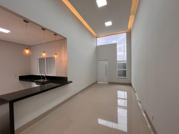 Imagem Casa com 3 Quartos à Venda, 100 m² em Jardim Shangri-la - Cuiabá