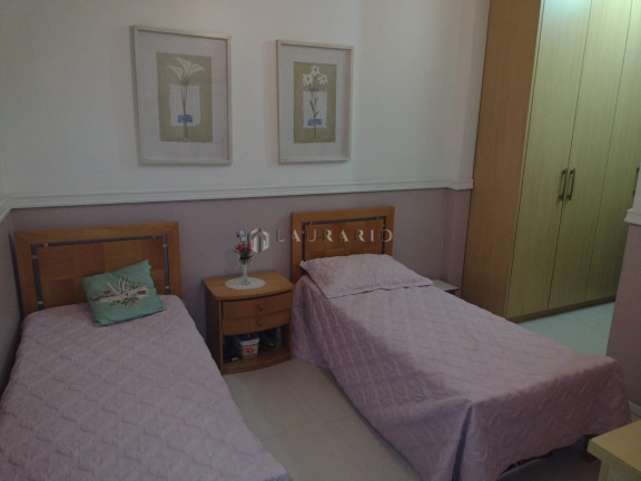 Imagem Apartamento com 3 Quartos à Venda, 180 m² em Copacabana - Rio De Janeiro