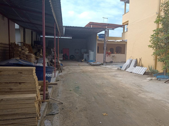 Imagem Imóvel com 4 Quartos à Venda, 1.000 m² em Campo Grande - Rio De Janeiro Imagem Imóvel com 4 Quartos à Venda, 1.000 m² em Campo Grande - Rio De Janeiro