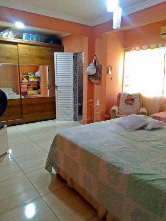 Imagem Casa com 5 Quartos à Venda, 289 m² em Montese - Fortaleza Imagem Casa com 5 Quartos à Venda, 289 m² em Montese - Fortaleza