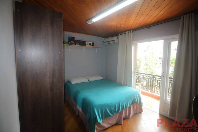 Imagem Casa com 9 Quartos à Venda, 260 m² em Centro - Balneário Camboriú