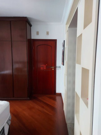 Imagem Sobrado com 5 Quartos à Venda, 303 m² em City Bussocaba - Osasco