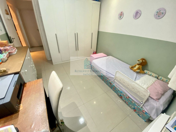 Imagem Imóvel com 2 Quartos à Venda, 70 m² em Icaraí - Niterói Imagem Imóvel com 2 Quartos à Venda, 70 m² em Icaraí - Niterói