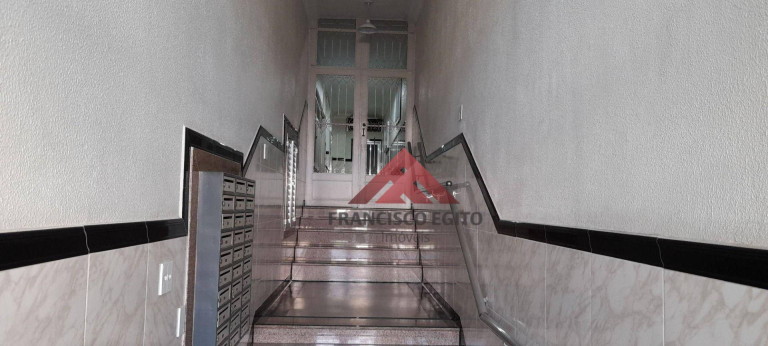 Imagem Apartamento com 1 Quarto à Venda, 54 m² em Pe Pequeno - Niterói Imagem Apartamento com 1 Quarto à Venda, 54 m² em Pe Pequeno - Niterói