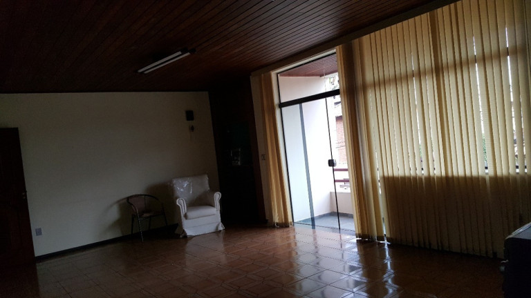 Imagem Sobrado com 6 Quartos à Venda, 430 m² em Jardim Santa Rosália - Sorocaba
