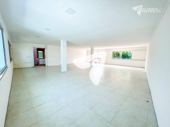 Imagem Casa com 5 Quartos à Venda, 747 m² em Engenheiro Luciano Cavalcante - Fortaleza
